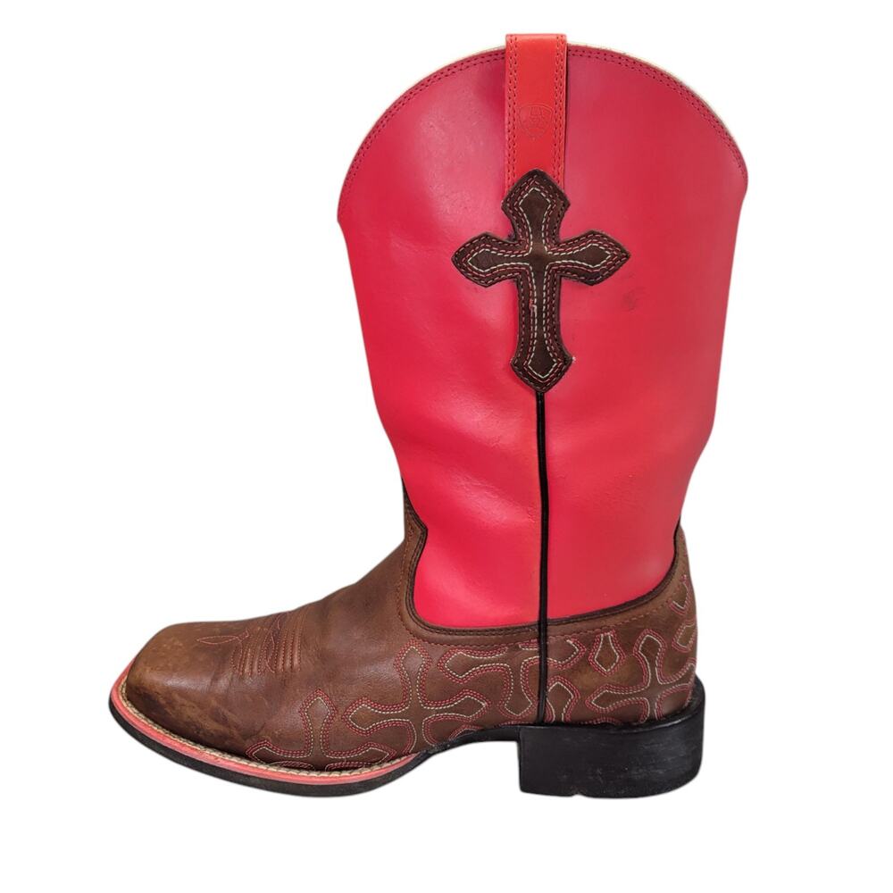 Ariat Brown Heeled Boots with Western Flair - Picture 3 of 13